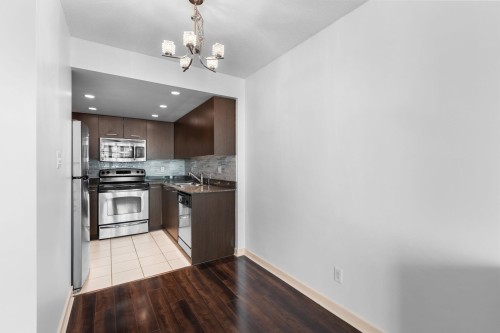 706-1212 Howe Street, Vancouver, BC 