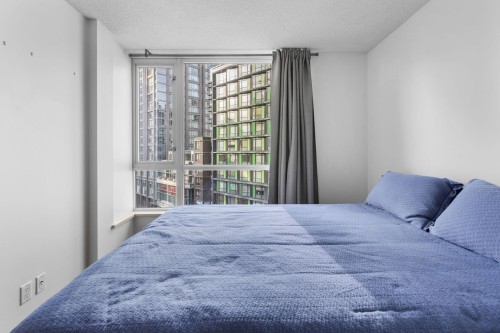 706-1212 Howe Street, Vancouver, BC 