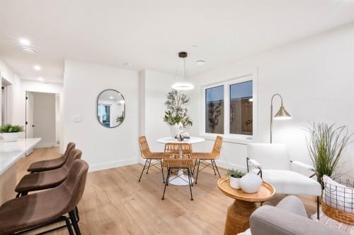 4-2667 Pender Street E, Vancouver, BC 