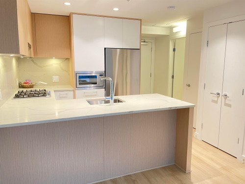 806-567 Clarke Road, Coquitlam, BC 