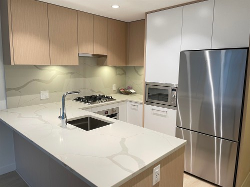 806-567 Clarke Road, Coquitlam, BC 