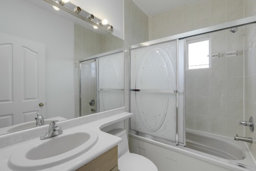 1257 60Th Avenue E, Vancouver, BC 