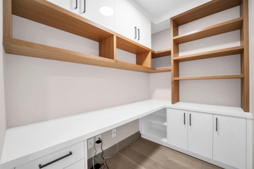 6018 Chancellor Mews, Vancouver, BC 