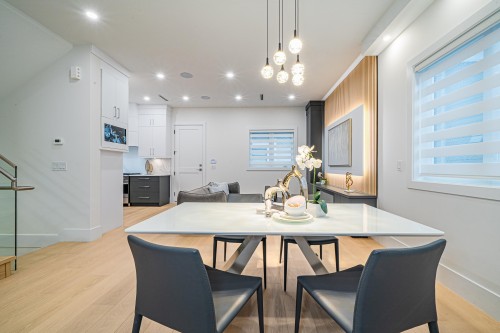 1-4210 Union Street, Burnaby, BC 