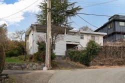 7790 Elliott Street  Vancouver, BC V5S 2N9