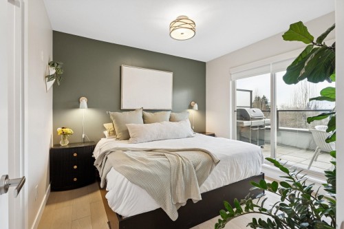 403-1330 Marine Drive, North Vancouver, BC 