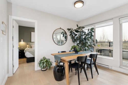 403-1330 Marine Drive, North Vancouver, BC 