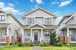 4688 Hazelnut Way  Tsawwassen, BC V4M 0C5