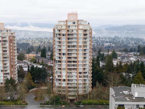 1505-4689 Hazel Street  Burnaby, BC V5H 4R6