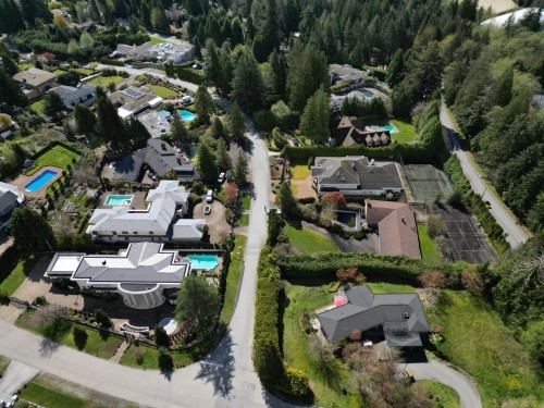 960 Pyrford Road, West Vancouver, BC 