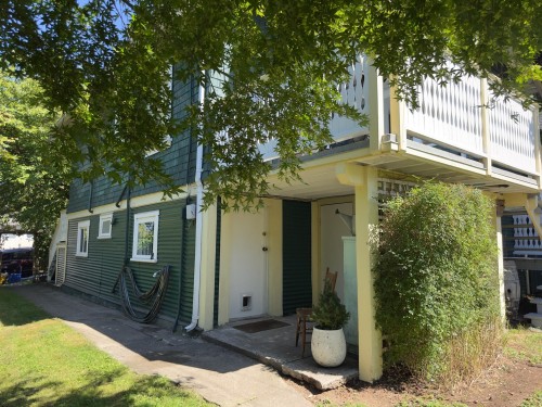 3336 Georgia Street E, Vancouver, BC 