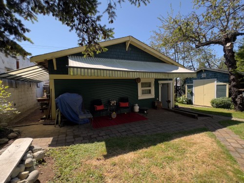 3336 Georgia Street E, Vancouver, BC 