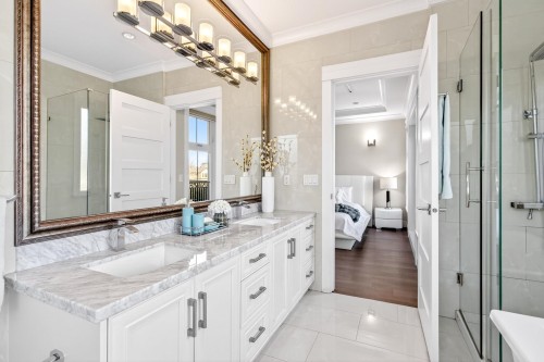 2989 32Nd Avenue W, Vancouver, BC 