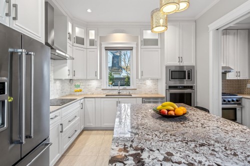 2989 32Nd Avenue W, Vancouver, BC 