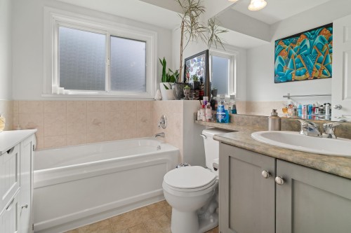 23788 Kanaka Way, Maple Ridge, BC 