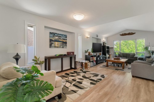 23788 Kanaka Way, Maple Ridge, BC 