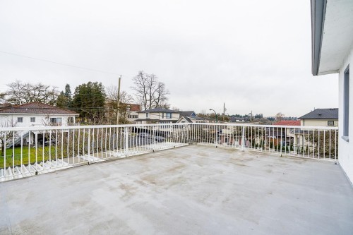 2604 19Th Avenue E, Vancouver, BC 