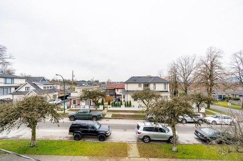 2604 19Th Avenue E, Vancouver, BC 