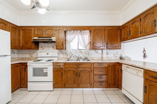 2604 19Th Avenue E, Vancouver, BC 