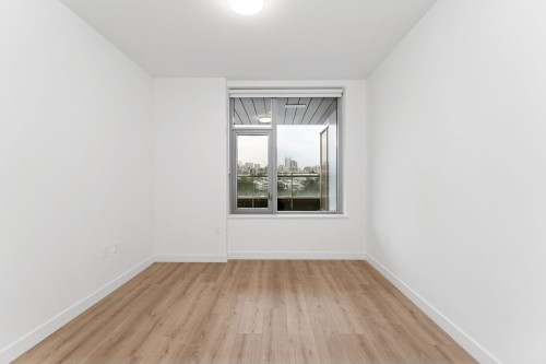 317-755 Harbourside Drive, North Vancouver, BC 