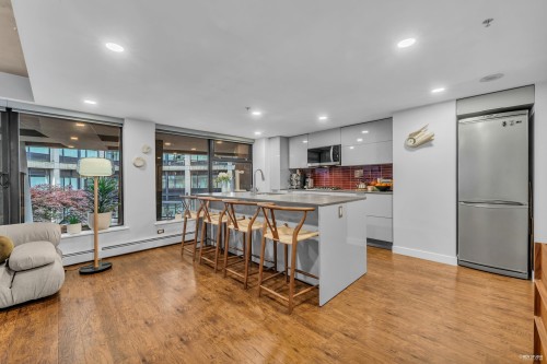 605-128 Cordova Street W, Vancouver, BC 