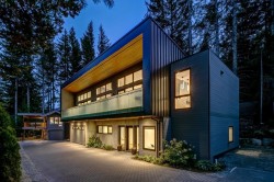 8224 Alpine Way  Whistler, BC V8E 0G2