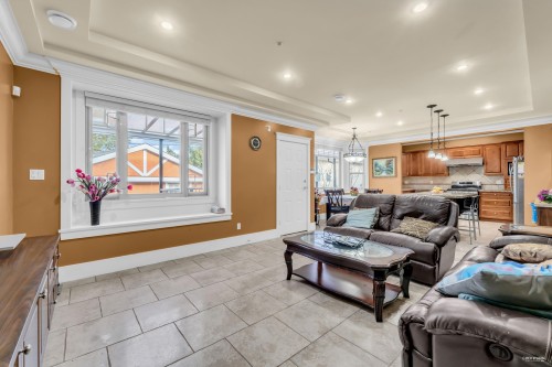 2139 22Nd Avenue W, Vancouver, BC 