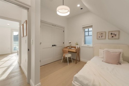 2542 Grant Street, Vancouver, BC 