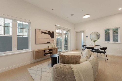 2544 Grant Street, Vancouver, BC 