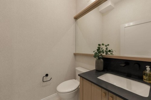 2544 Grant Street, Vancouver, BC 