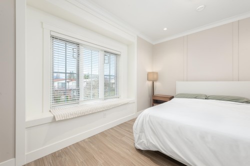 2496 Brock Street, Vancouver, BC 