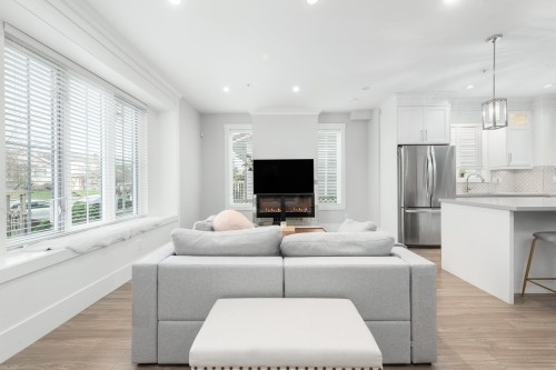 2496 Brock Street, Vancouver, BC 