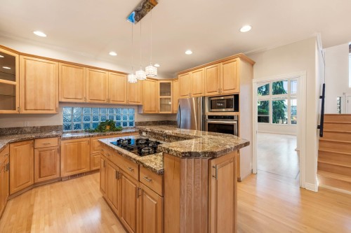 1522 Whitebark Place, Coquitlam, BC 