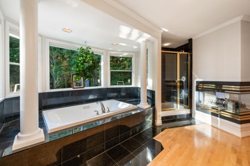 1522 Whitebark Place, Coquitlam, BC 