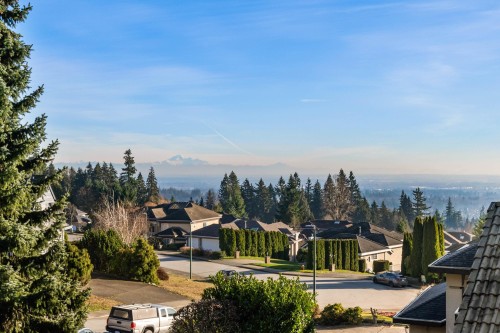 1522 Whitebark Place, Coquitlam, BC 
