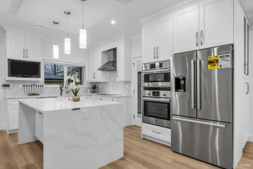 4267 Parker Street, Burnaby, BC 