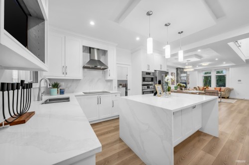 4267 Parker Street, Burnaby, BC 