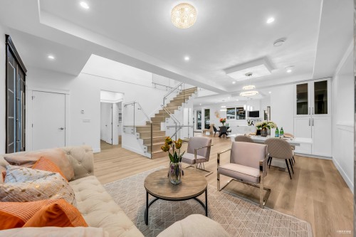 4267 Parker Street, Burnaby, BC 