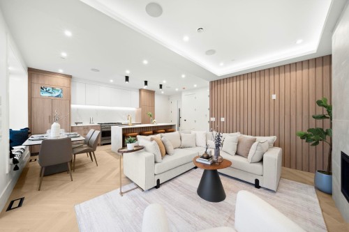 2-1967 13Th Avenue E, Vancouver, BC 