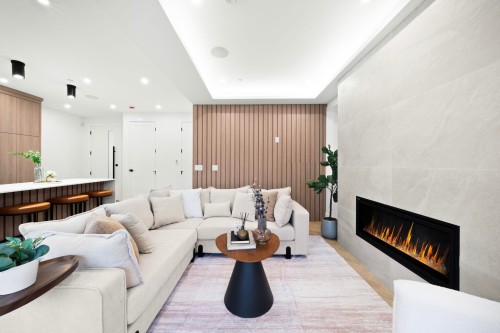 2-1967 13Th Avenue E, Vancouver, BC 