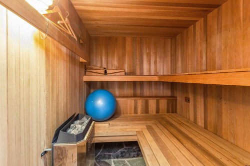 5639 White Pine Lane, North Vancouver, BC 