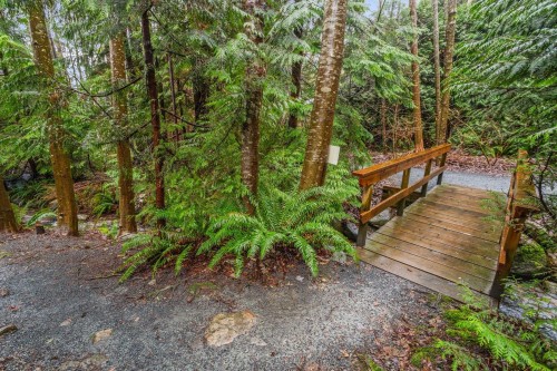5639 White Pine Lane, North Vancouver, BC 