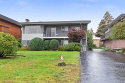 6905 Broadway  Burnaby, BC V5B 2Y7