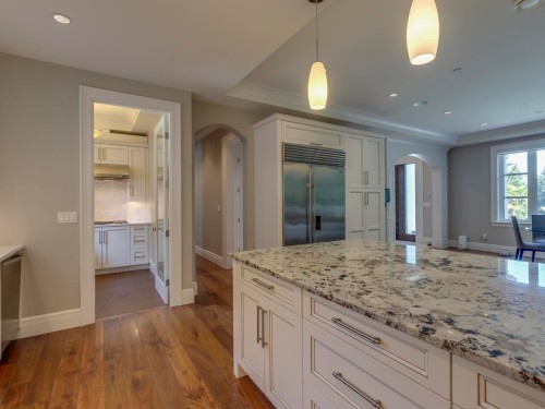 607 Glenmaroon Road, West Vancouver, BC 