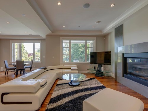 607 Glenmaroon Road, West Vancouver, BC 