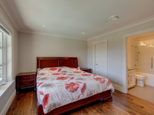 607 Glenmaroon Road, West Vancouver, BC 