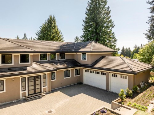 607 Glenmaroon Road, West Vancouver, BC 