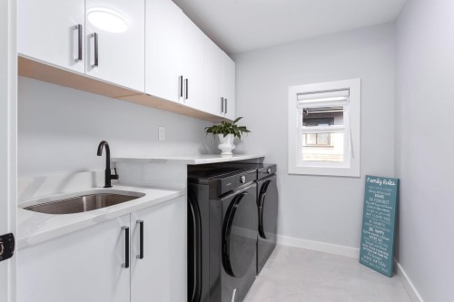 836 Macintosh Street, Coquitlam, BC 