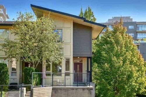 132-9229 University Crescent  Burnaby, BC V5A 4Z2