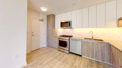 4XX-8940 University Crescent  Burnaby, BC V5A 0E7